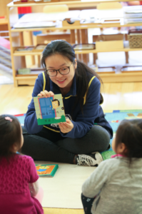 Story-time in Mandarin.